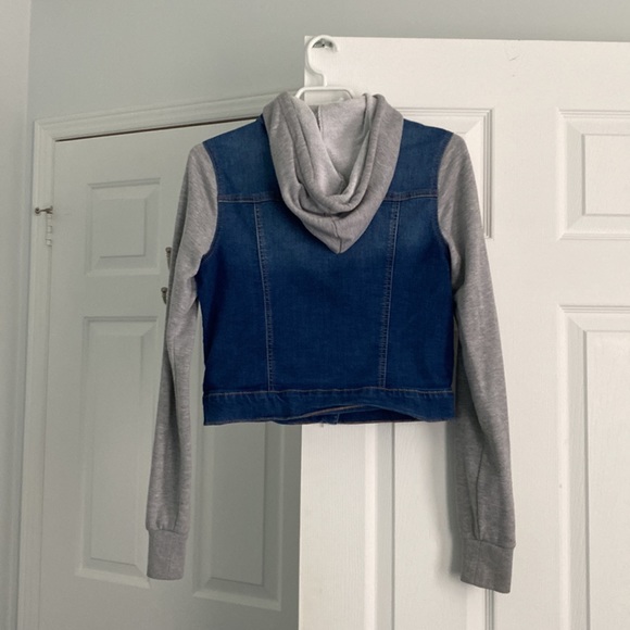 Denim jacket - Picture 3 of 3